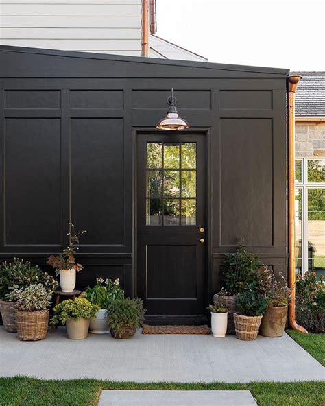 Evoke Elegance: Black Magic Exterior Paint for a Home Like No Other